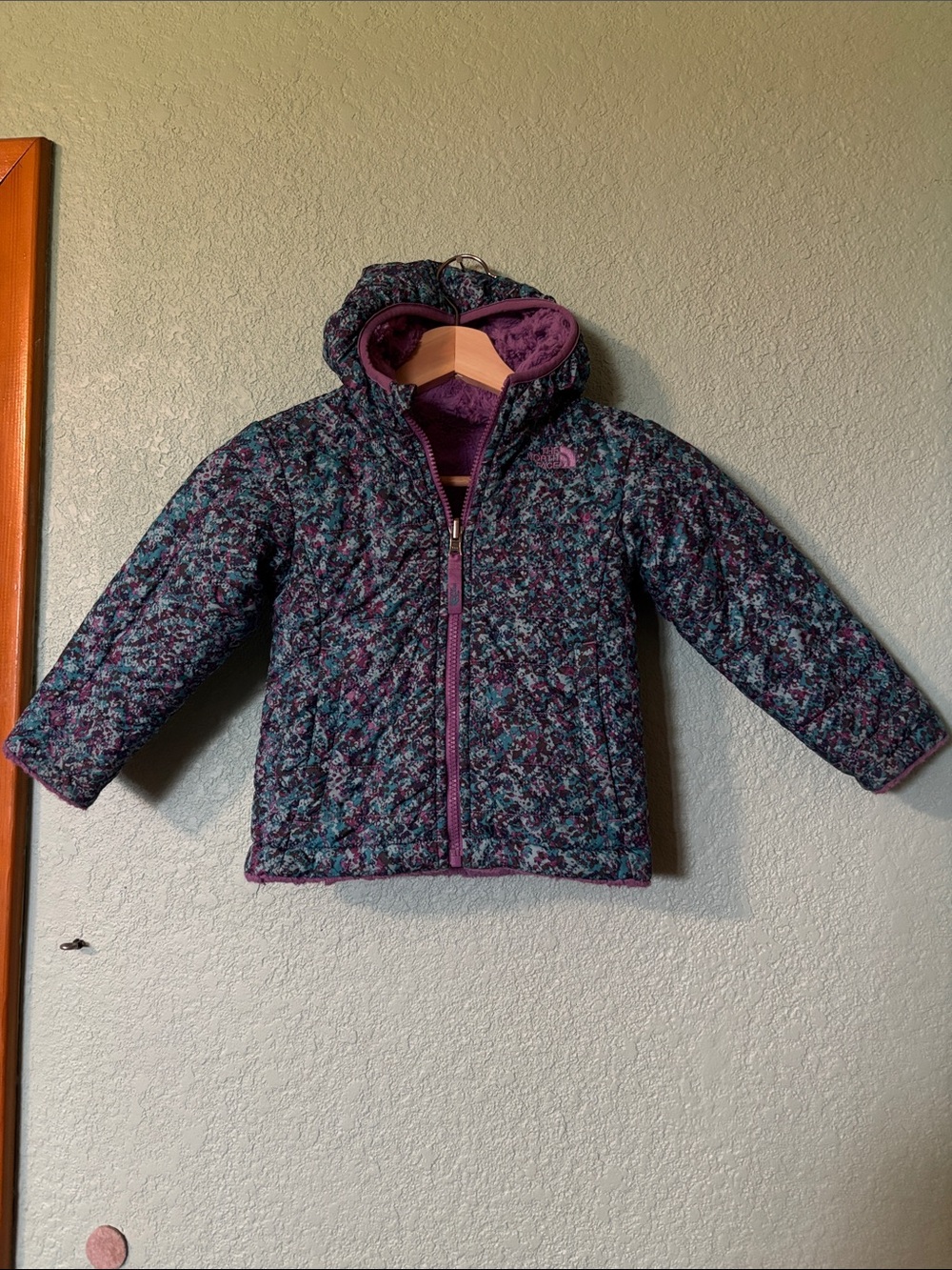 The North Face Kids Quilted Reversible Fleece Hooded Puffer Jacket Girls XS 6